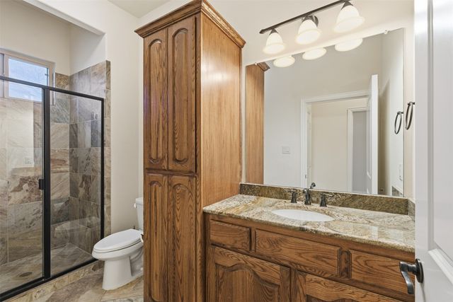 1616 Carriage Creek Drive, Desoto, TX 75115