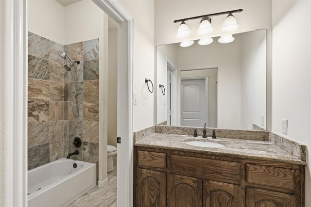 1616 Carriage Creek Drive, Desoto, TX 75115