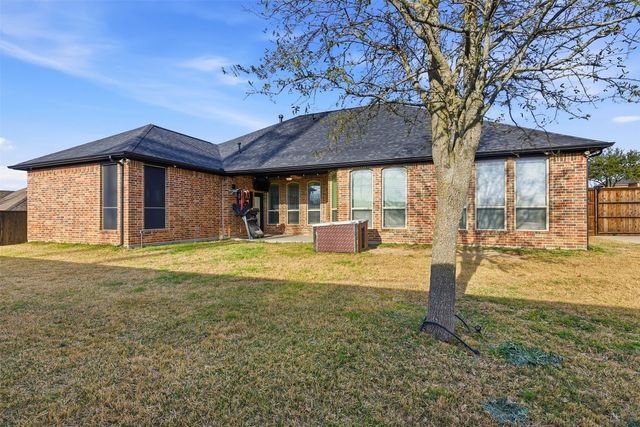 1616 Carriage Creek Drive, Desoto, TX 75115