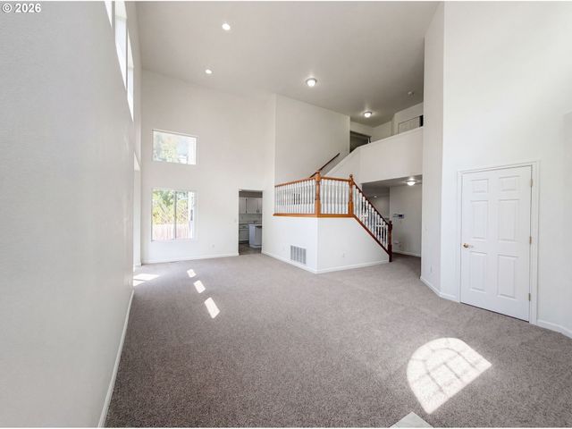 451 Nw YOSEMITE Ter, Beaverton, OR 97006