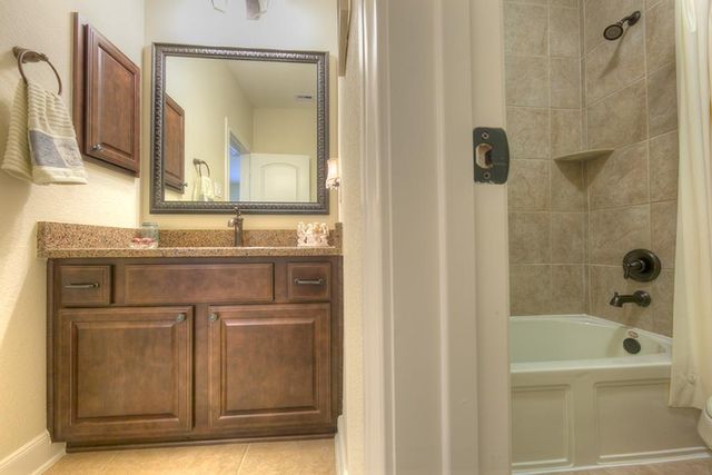 1516 Cafe Dumonde, Conroe, TX 77304