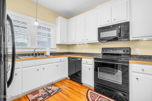2037 Cottage Way, Rocky Mount, NC 27803