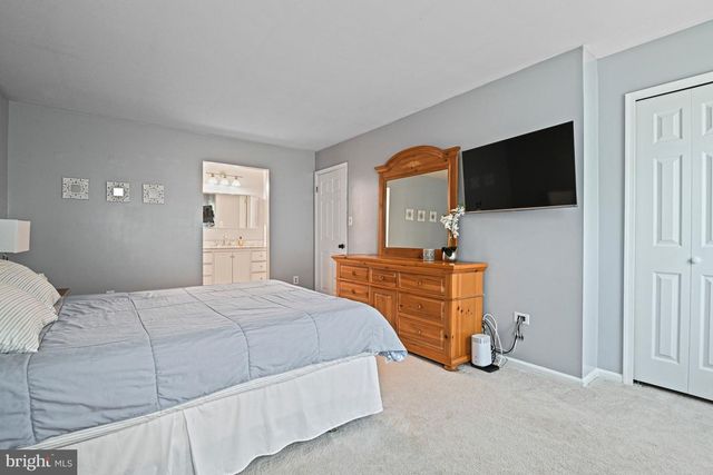 12500 WOODCOCK LN, Herndon, VA 20171