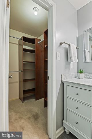 12500 WOODCOCK LN, Herndon, VA 20171