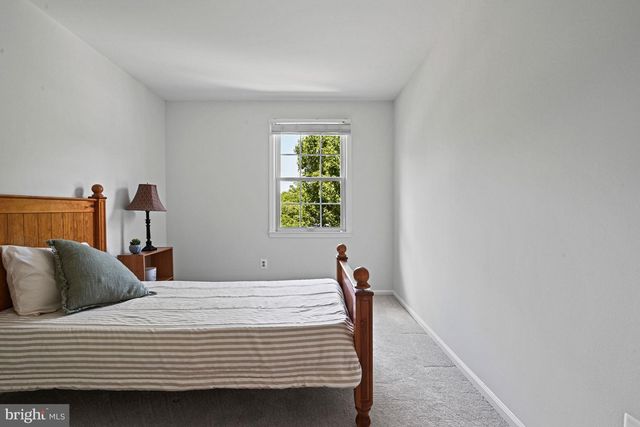 12500 WOODCOCK LN, Herndon, VA 20171