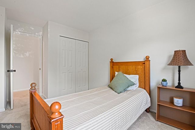 12500 WOODCOCK LN, Herndon, VA 20171