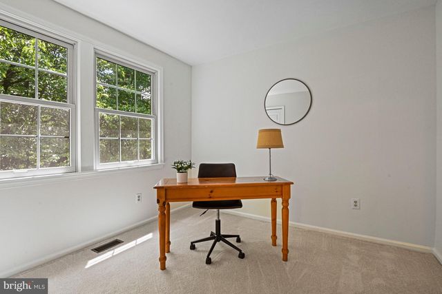12500 WOODCOCK LN, Herndon, VA 20171