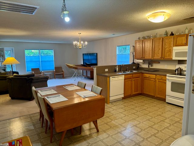 2023 Bearclaw Drive, Goose Creek, SC 29445