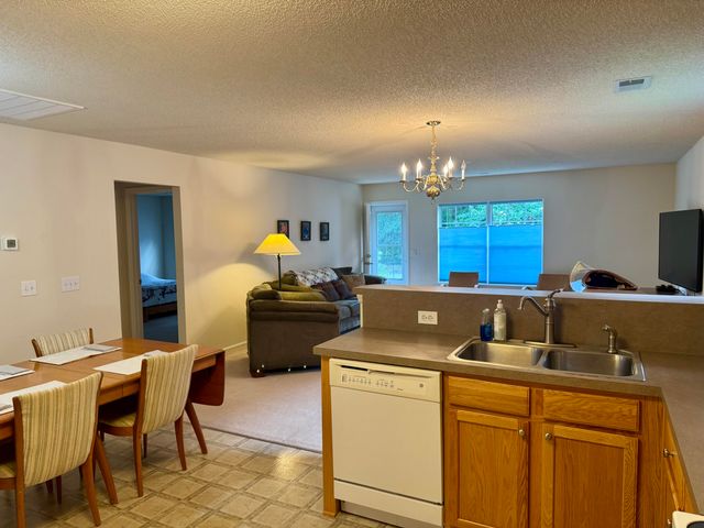 2023 Bearclaw Drive, Goose Creek, SC 29445