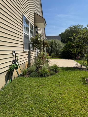 2023 Bearclaw Drive, Goose Creek, SC 29445