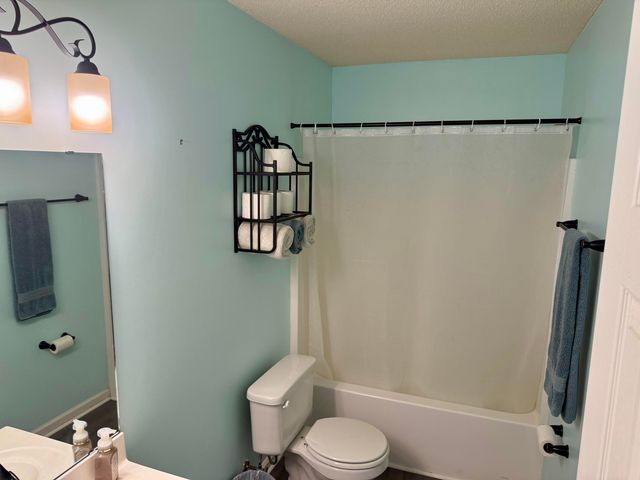 2023 Bearclaw Drive, Goose Creek, SC 29445