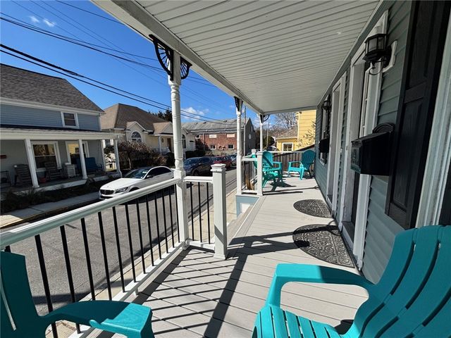 16 Grafton Street, Newport, RI 02840