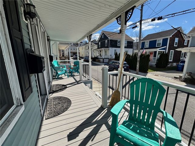 16 Grafton Street, Newport, RI 02840