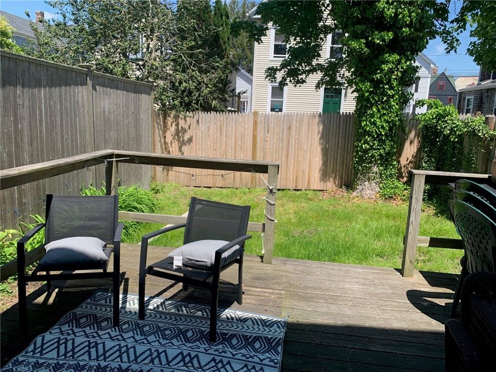 16 Grafton Street, Newport, RI 02840