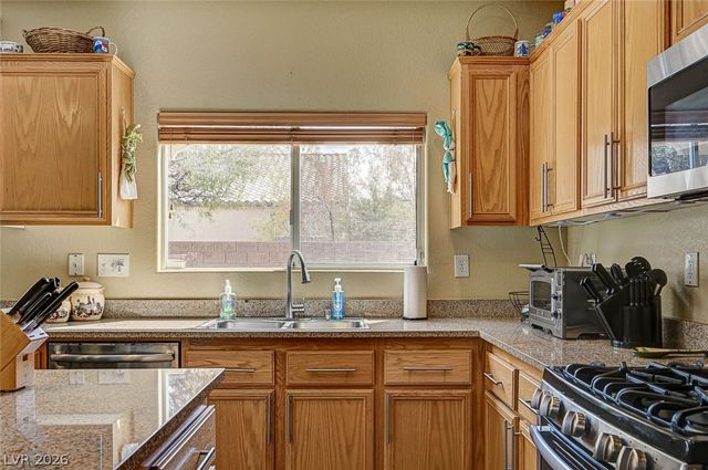 2265 Stone Breeze Avenue, North Las Vegas, NV 89031