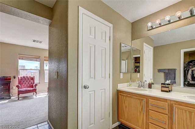 2265 Stone Breeze Avenue, North Las Vegas, NV 89031