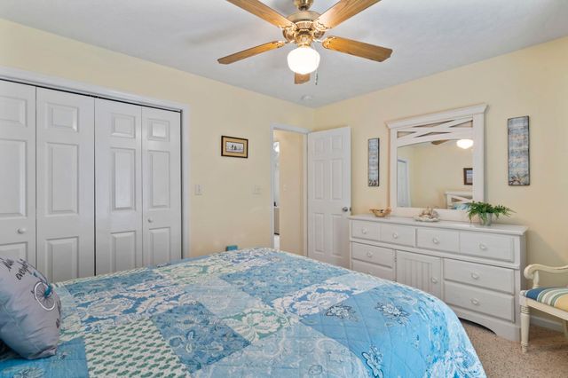 622 Persimmon Ln., North Myrtle Beach, SC 29582