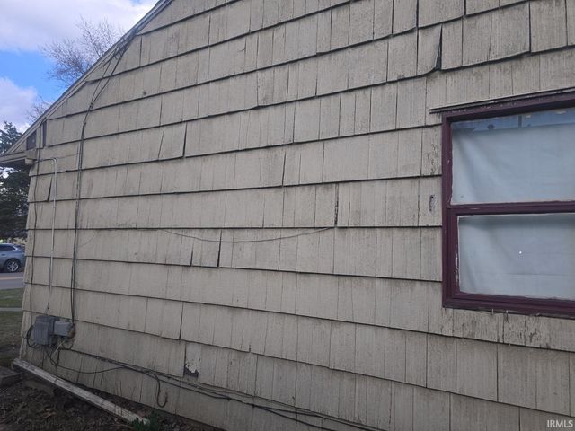 1823 W 9th Street, Marion, IN 46953