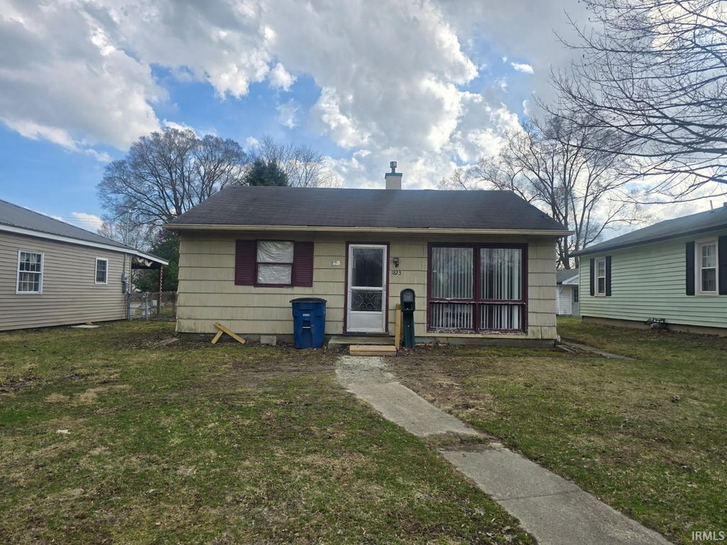 1823 W 9th Street, Marion, IN 46953