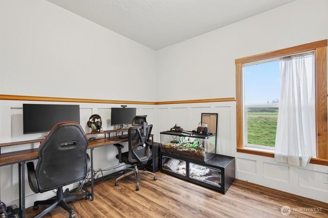 29 Little Island Lane, Cathlamet, WA 98612