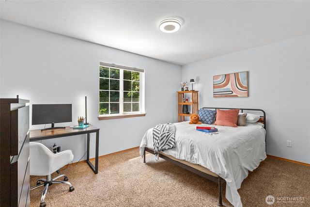 1323 105th Lane SE, Olympia, WA 98501