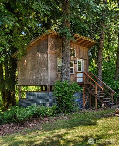 1323 105th Lane SE, Olympia, WA 98501