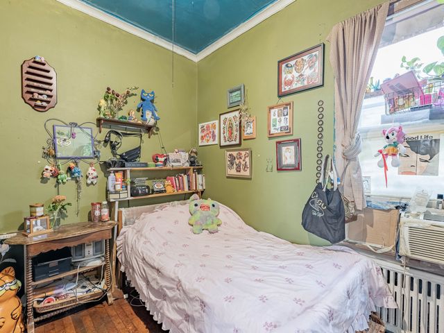 2951 W 43rd Street, Chicago, IL 60632