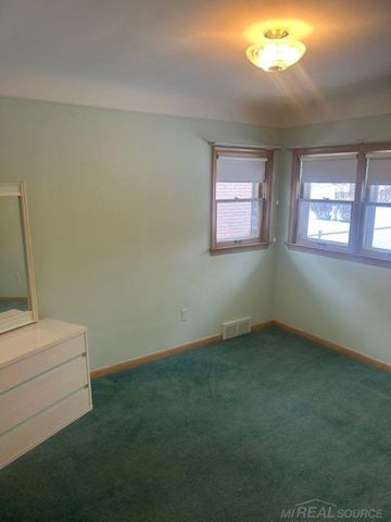 23382 Masch Avenue, Warren, MI 48091