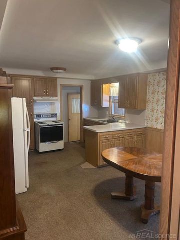 23382 Masch Avenue, Warren, MI 48091