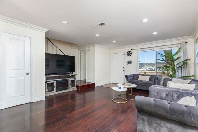 309 Sun Court, El Cajon, CA 92021