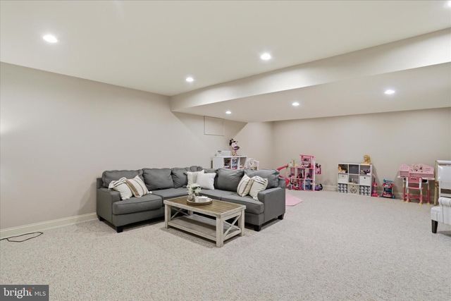 220 MONTCLAIR CT, Hagerstown, MD 21742