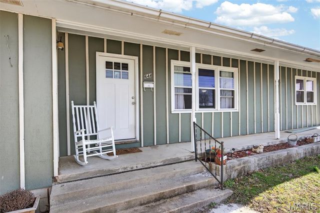 644 W Hayes Street, Lebanon, MO 65536