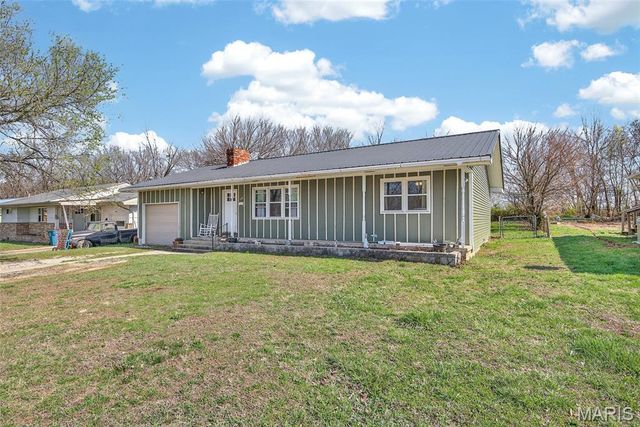 644 W Hayes Street, Lebanon, MO 65536