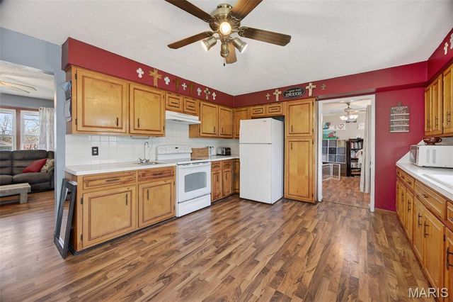 644 W Hayes Street, Lebanon, MO 65536