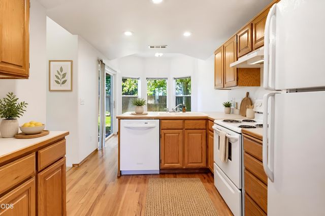 1057 Brookdale Avenue, Medford, OR 97504