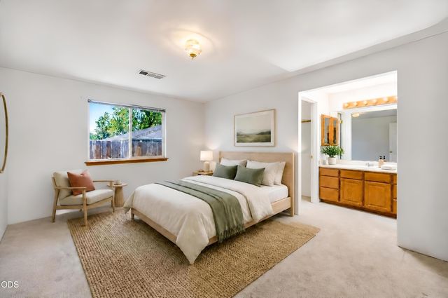1057 Brookdale Avenue, Medford, OR 97504