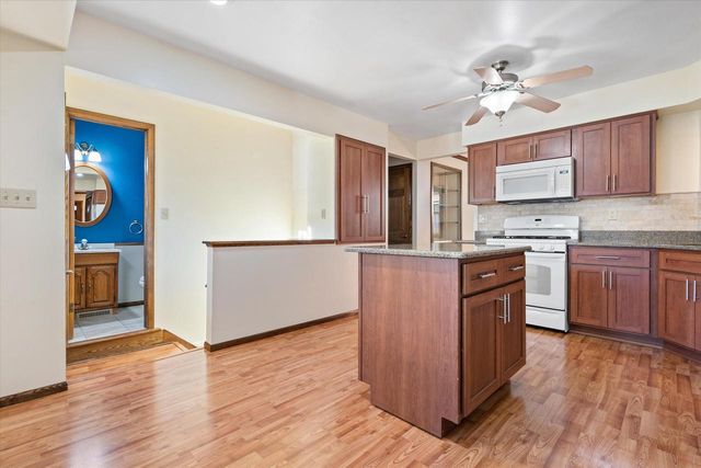 11444 W Montana AVENUE, West Allis, WI 53227