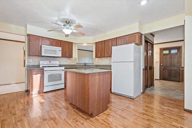 11444 W Montana AVENUE, West Allis, WI 53227