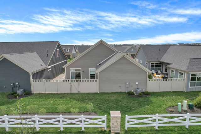 3628 Backstretch Way, Grove City, OH 43123