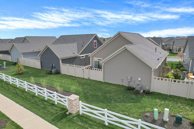 3628 Backstretch Way, Grove City, OH 43123