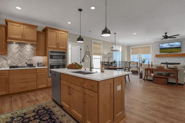 3628 Backstretch Way, Grove City, OH 43123