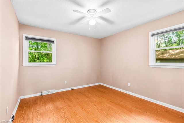 1279 Piney Grove Road, Kernersville, NC 27284