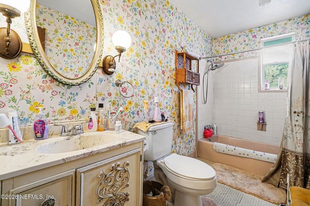 11211 HARLAN Drive, Jacksonville, FL 32218