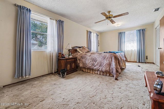 11211 HARLAN Drive, Jacksonville, FL 32218