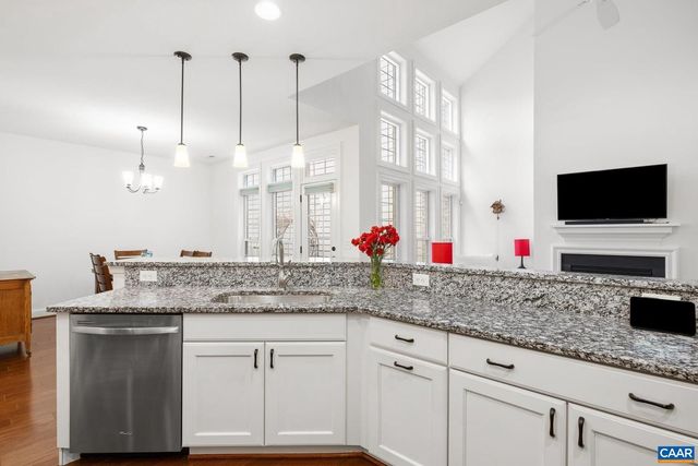 3432 ROWCROSS ST, Crozet, VA 22932