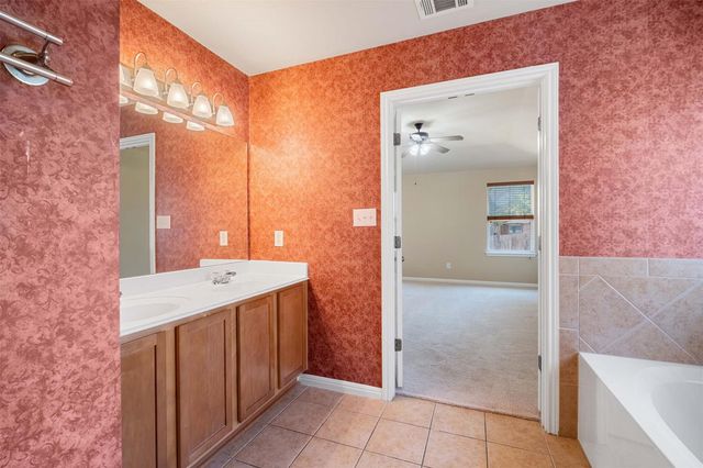 9400 Morgan Creek DR, Austin, TX 78717