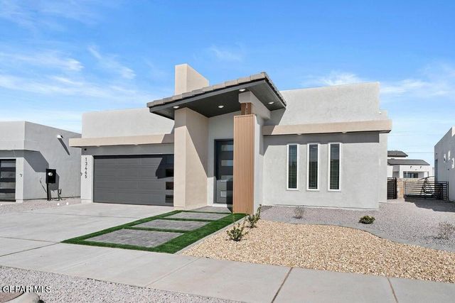 621 Paseo Campanero Street, Horizon City, TX 79928