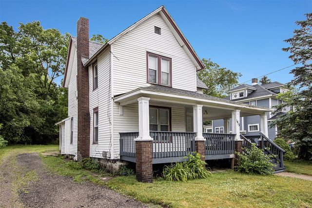 1415 Sherwood Avenue, Kalamazoo, MI 49048