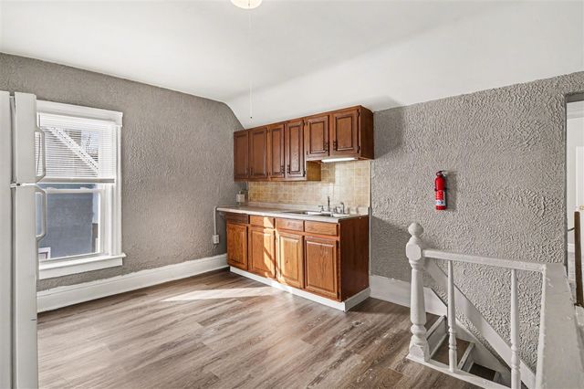 1415 Sherwood Avenue, Kalamazoo, MI 49048