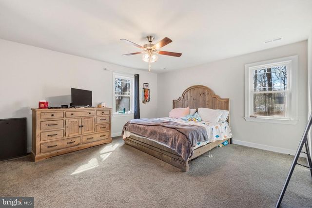 5222 CALVERT CT, Fredericksburg, VA 22407